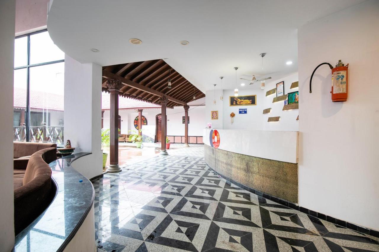 Collection O 49275 Hotel Suman City Gandhinagar Exterior photo
